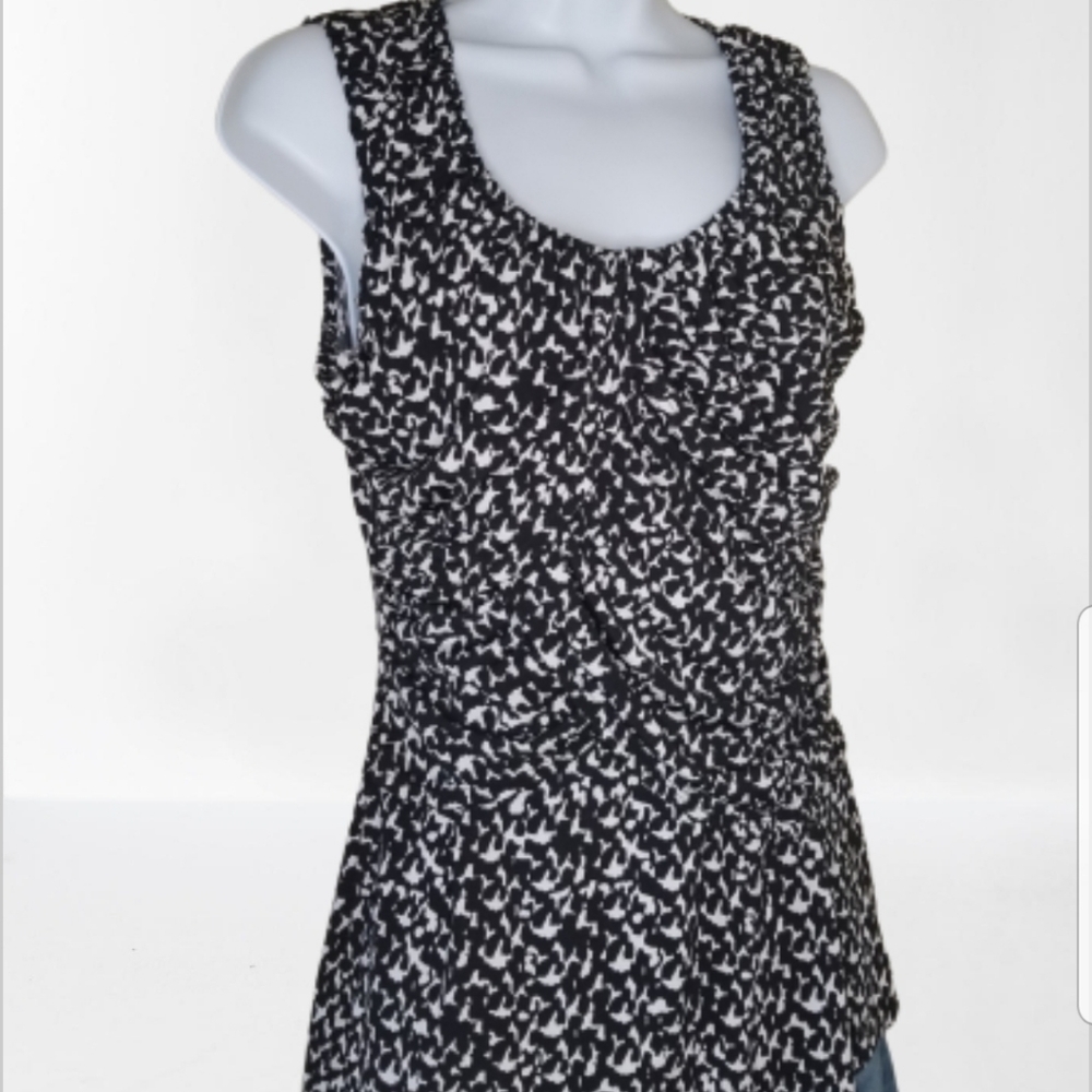 Nine West black and white sleeveless blouse, sz M
